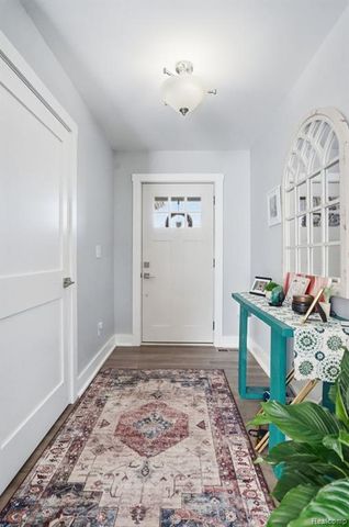 7812 Yorkshire Drive, Almont, MI 48003