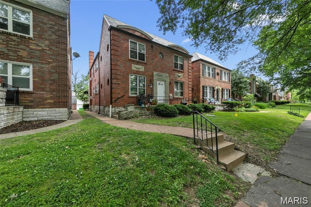 6614 Devonshire Avenue, St Louis, MO 63109