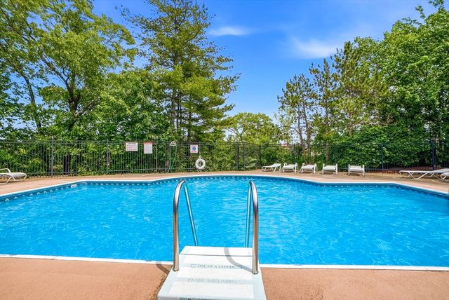 200 Falls Blvd F307, Quincy, MA 02169