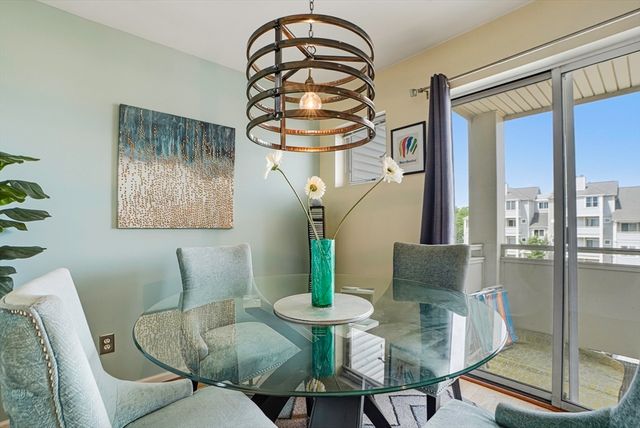 200 Falls Blvd F307, Quincy, MA 02169