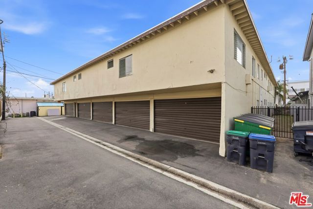 21110 Wood Avenue, Torrance, CA 90503