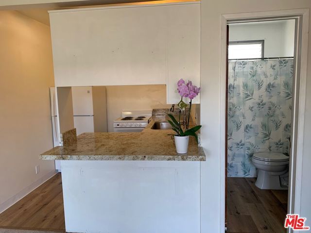 21110 Wood Avenue, Torrance, CA 90503