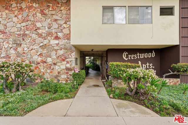 21110 Wood Avenue, Torrance, CA 90503