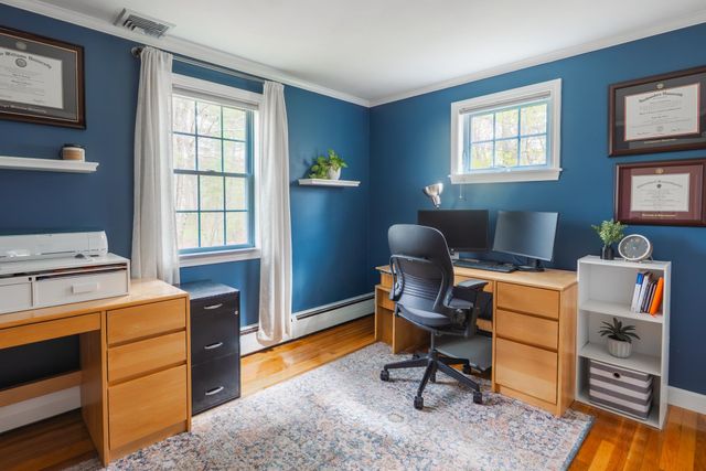7 Vernon Street, Hudson, NH 03051