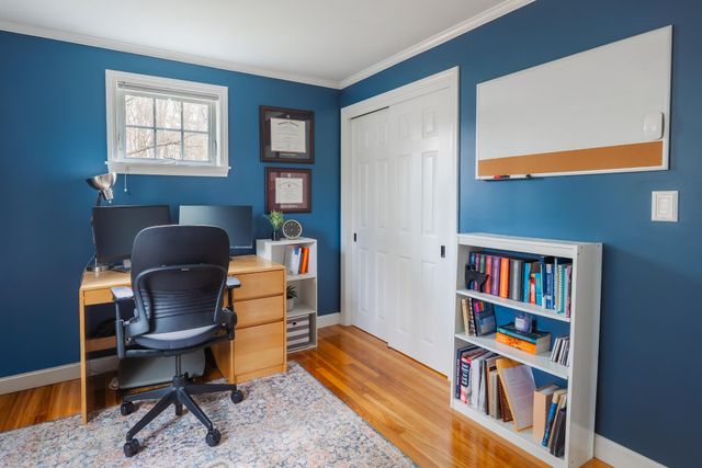 7 Vernon Street, Hudson, NH 03051