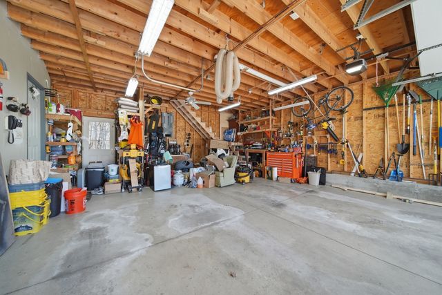 7 Vernon Street, Hudson, NH 03051