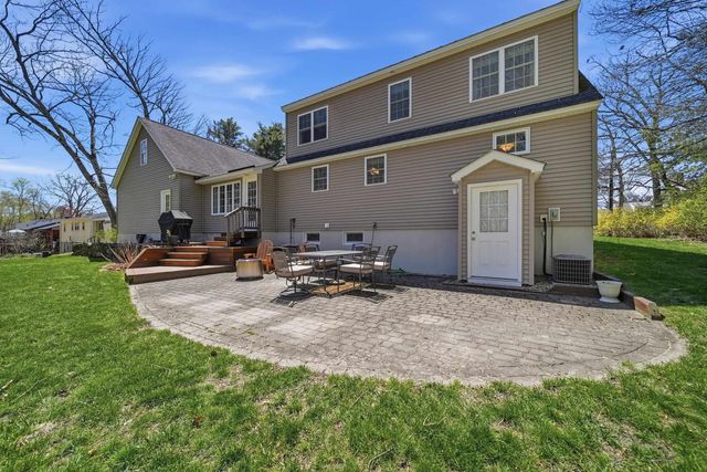 7 Vernon Street, Hudson, NH 03051