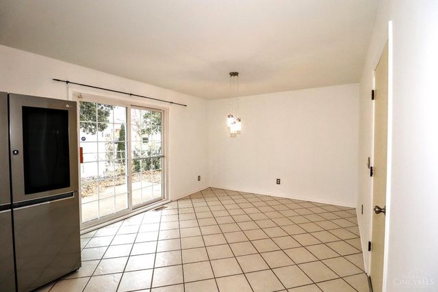 683 Danbury Road, Cincinnati, OH 45240