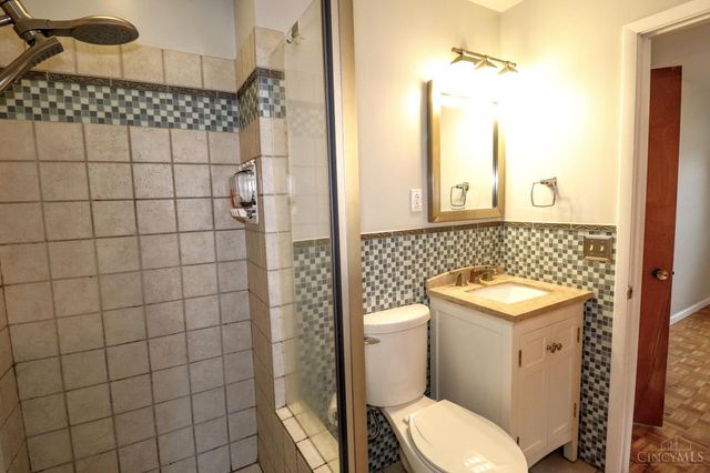 683 Danbury Road, Cincinnati, OH 45240