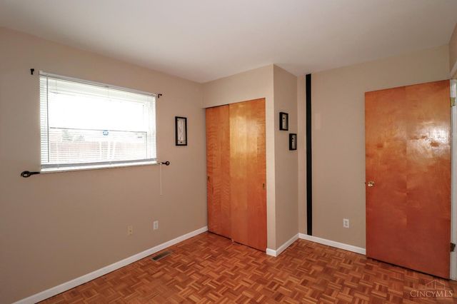 683 Danbury Road, Cincinnati, OH 45240