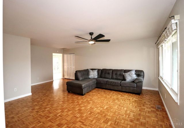 683 Danbury Road, Cincinnati, OH 45240