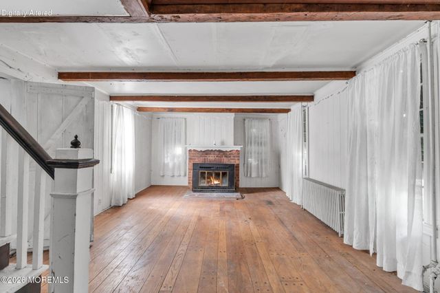 8 Church Street, Middletown, NJ 07748