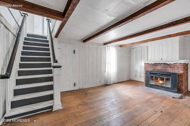 8 Church Street, Middletown, NJ 07748