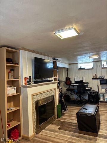 1129 Avondale, South Euclid, OH 44121