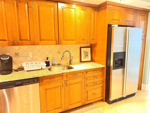 3901 S Ocean Dr 7O, Hollywood, FL 33019