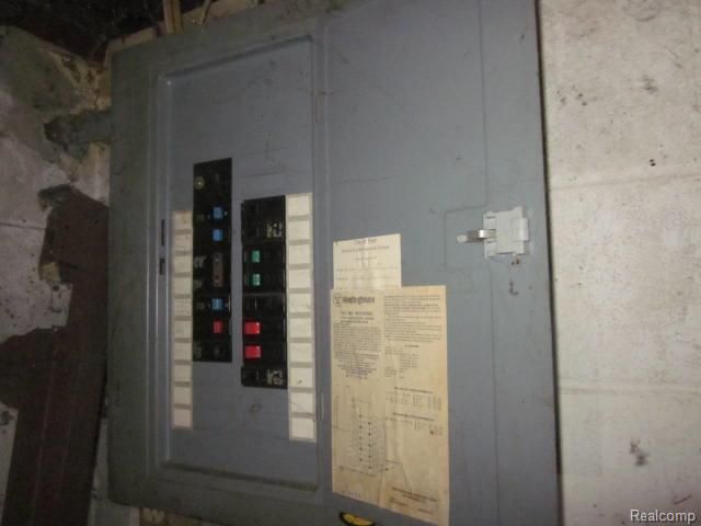 1805 Montana Avenue, Flint, MI 48506