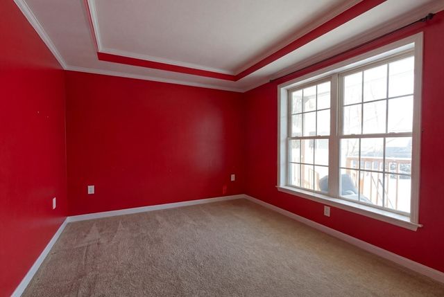 70 Walnut St, Quincy, MA 02171