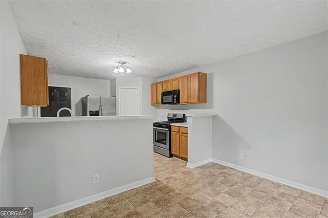 2927 Jim Owens Road, Kennesaw, GA 30152