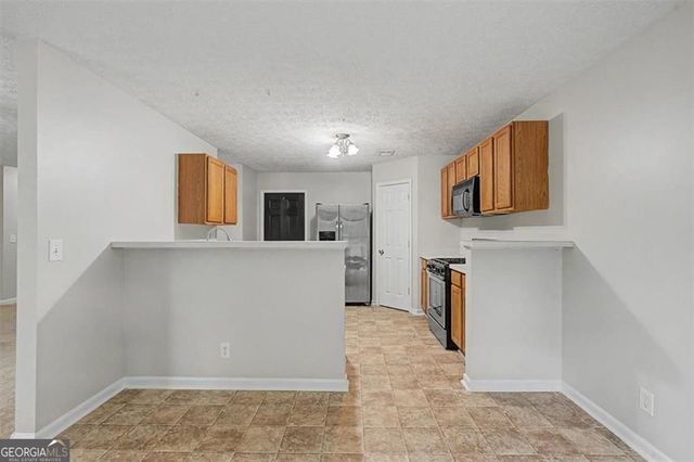 2927 Jim Owens Road, Kennesaw, GA 30152