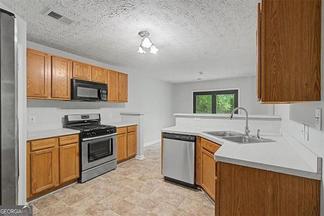 2927 Jim Owens Road, Kennesaw, GA 30152