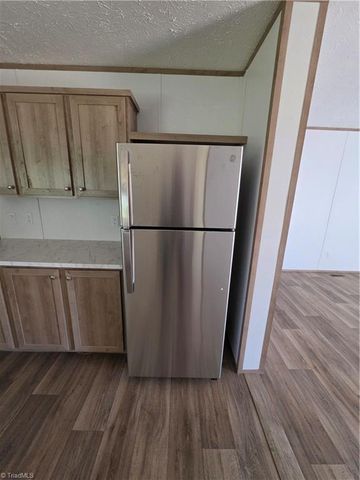 196 Briar Creek Estates, Thomasville, NC 27360