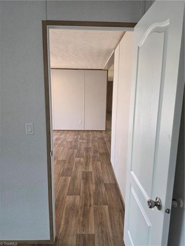 196 Briar Creek Estates, Thomasville, NC 27360