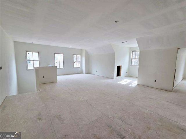 176 Cherokee Drive S, Waleska, GA 30183