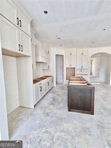 176 Cherokee Drive S, Waleska, GA 30183