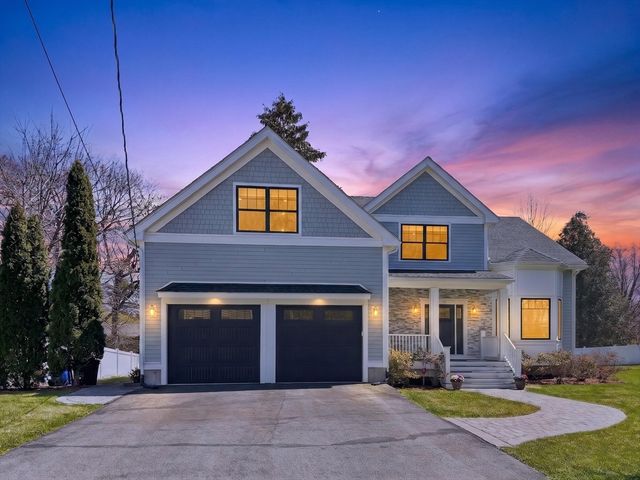 16 Walsh Road, Bedford, MA 01730