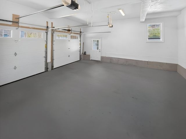 16 Walsh Road, Bedford, MA 01730