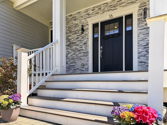 16 Walsh Road, Bedford, MA 01730