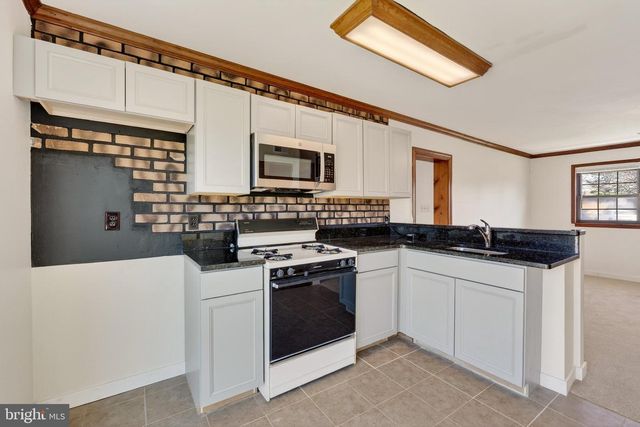34 ARCHER CIR, Newark, DE 19702