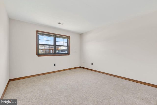 34 ARCHER CIR, Newark, DE 19702