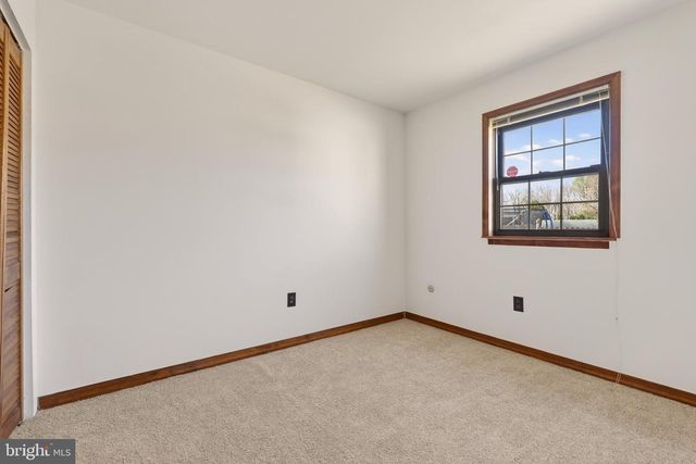 34 ARCHER CIR, Newark, DE 19702