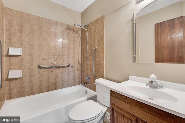 34 ARCHER CIR, Newark, DE 19702