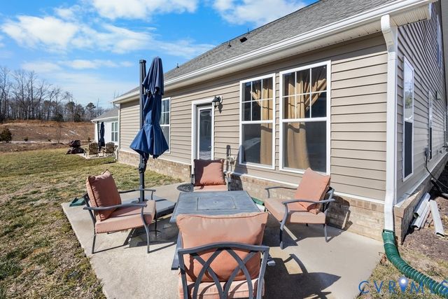 1713 Mainsail Ln, Chester, VA 23836
