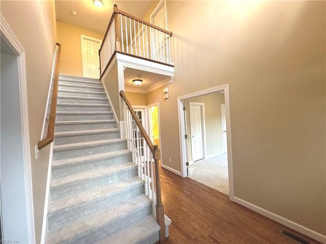 8 Wornom Farm RD, Poquoson, VA 23662
