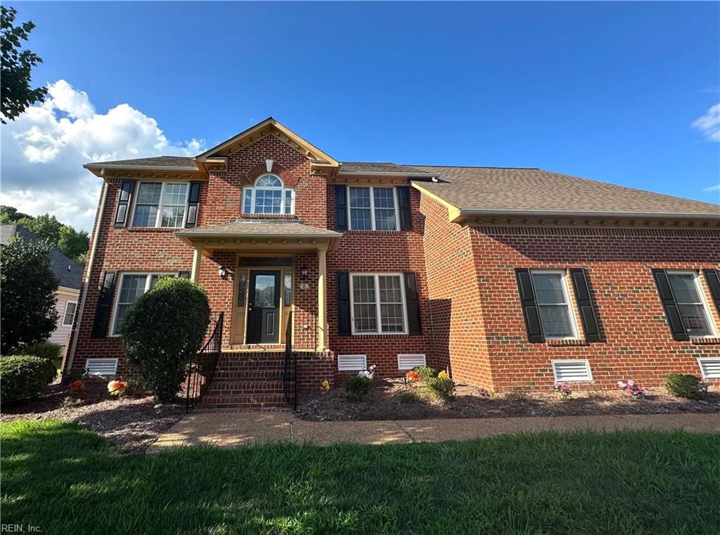 8 Wornom Farm RD, Poquoson, VA 23662