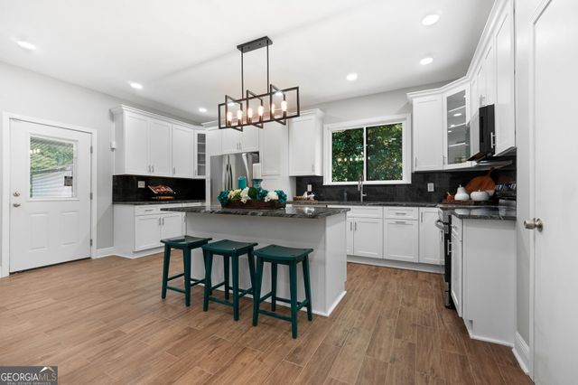 1099 Pine Valley Road, Griffin, GA 30224