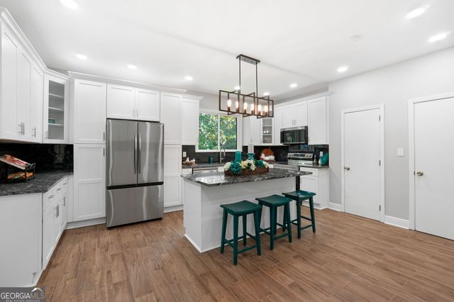 1099 Pine Valley Road, Griffin, GA 30224