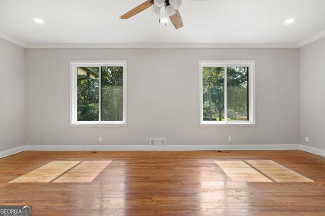 1099 Pine Valley Road, Griffin, GA 30224