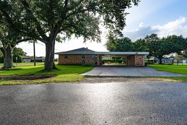 111 Marguerite Avenue, Schriever, LA 70395