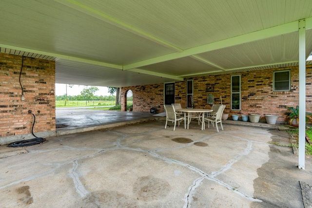 111 Marguerite Avenue, Schriever, LA 70395