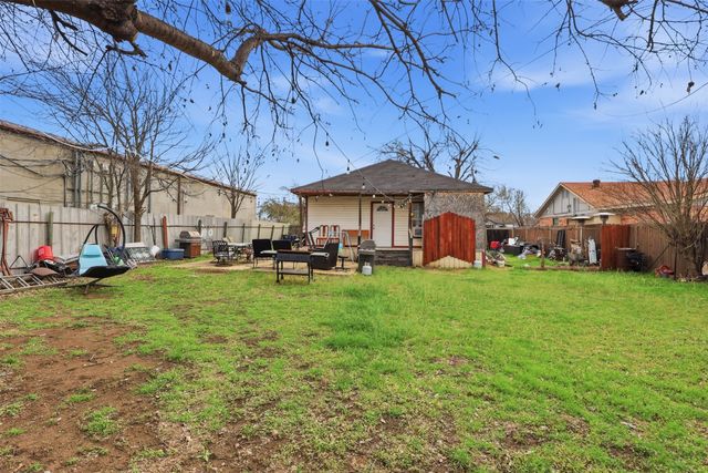 2333 N Chandler Drive E, Fort Worth, TX 76111