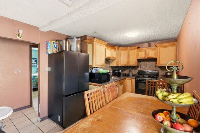 2333 N Chandler Drive E, Fort Worth, TX 76111