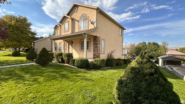 3547 E GOLDEN EAGLE RD, Eagle Mountain, UT 84005