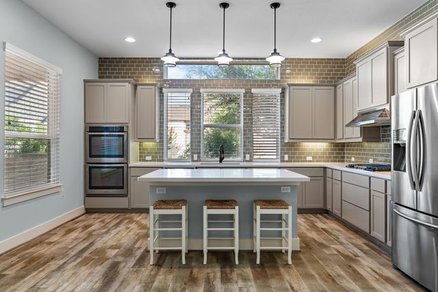 109 Francesco LN 40, Dripping Springs, TX 78620