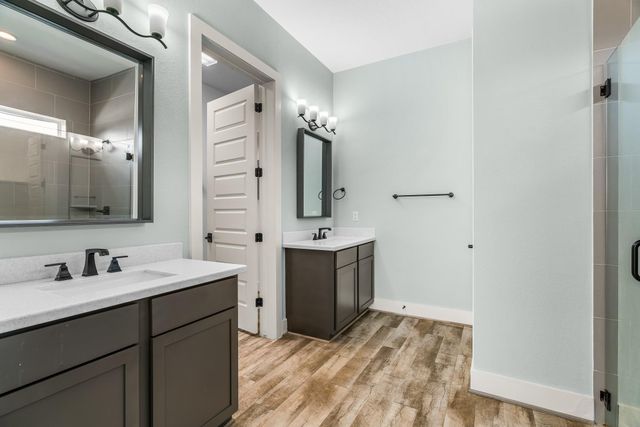 109 Francesco LN 40, Dripping Springs, TX 78620