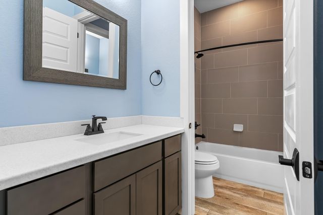 109 Francesco LN 40, Dripping Springs, TX 78620