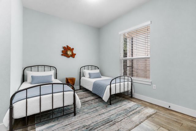 109 Francesco LN 40, Dripping Springs, TX 78620